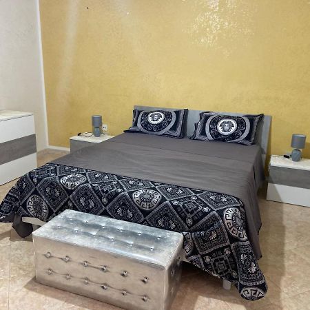 Casa Vacanza Giusi Palermo Exteriör bild